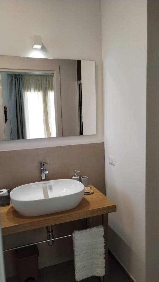 Villa Est San Teodoro  Luaran gambar