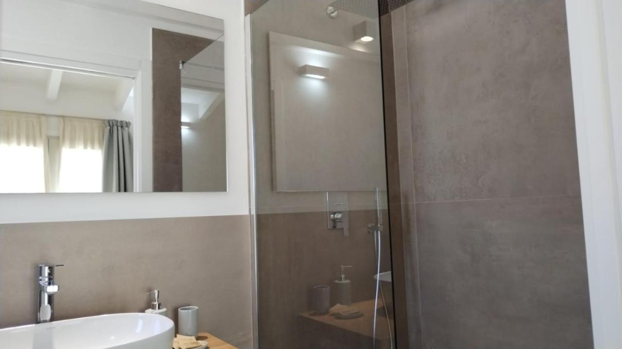 Villa Est San Teodoro  Luaran gambar